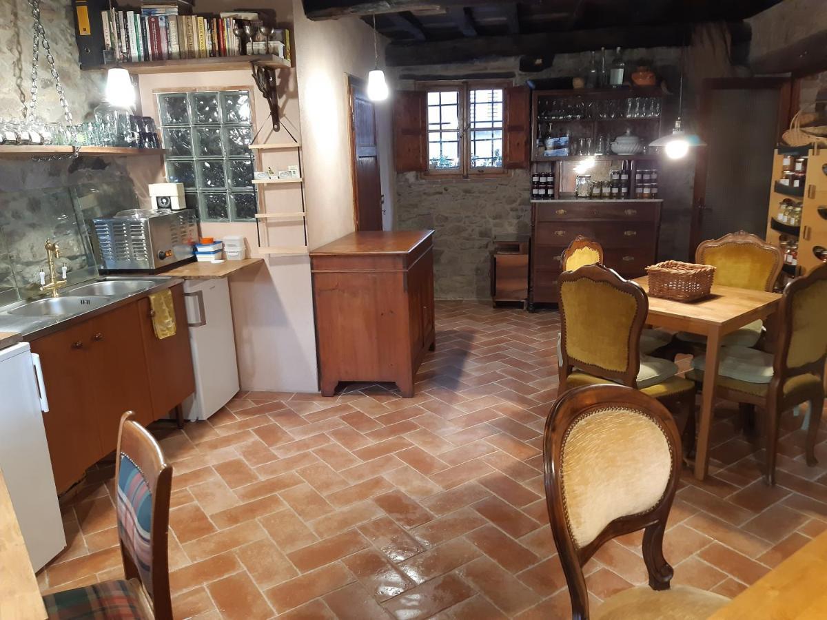 Attic With Balcony At Locanda Del Capo Capannori Extérieur photo