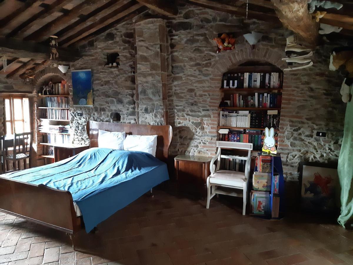 Attic With Balcony At Locanda Del Capo Capannori Extérieur photo